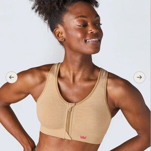 SHEFIT Lounge bra size Medium